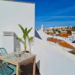 Feriehus Casinha De - Terraco Privado, Ac, Wifi, Centro 250m