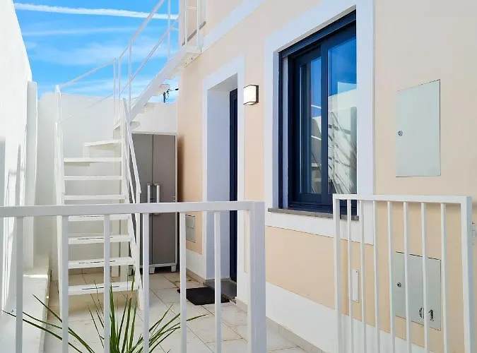 Casinha De - Terraço Privado, Ac, Wifi, Centro 250m *